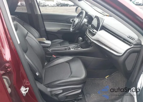 2022 Jeep Compass Latitude 4X4 z USA, uszkodzony, nr VIN 3C4NJDBB7NT206323